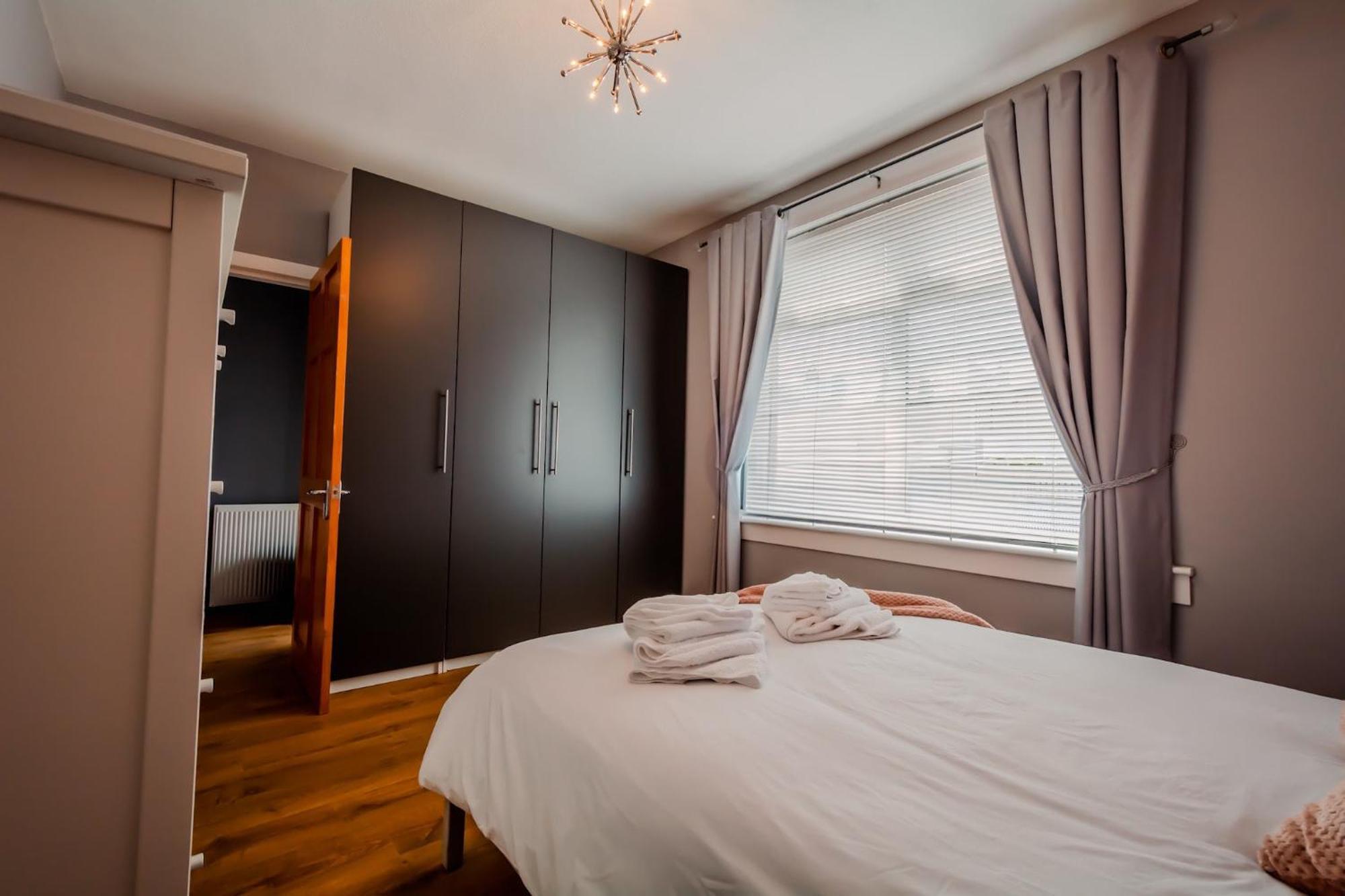 Crewe Apartment - 2 Bed, Free Off Street Parking And Private Garden EDI Buitenkant foto