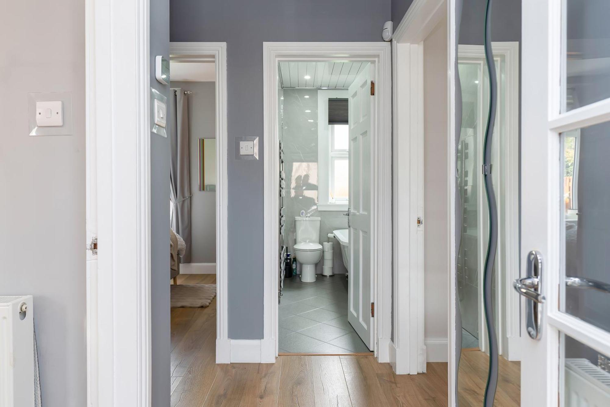 Crewe Apartment - 2 Bed, Free Off Street Parking And Private Garden EDI Buitenkant foto